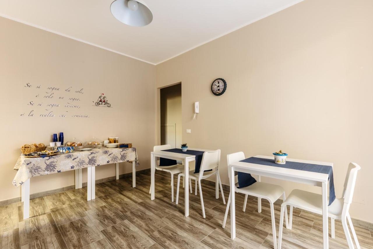 B&B Medusa Санта Флавия Екстериор снимка