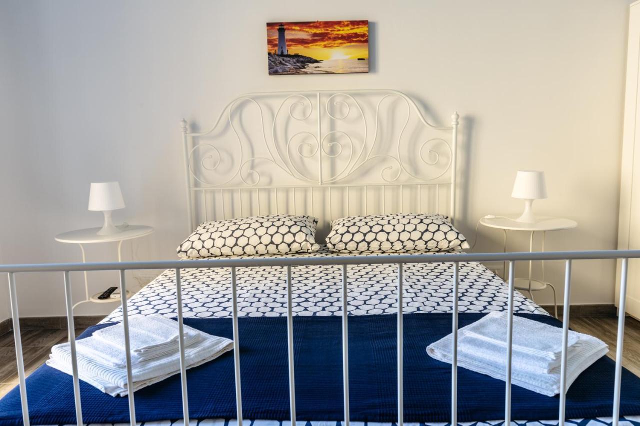B&B Medusa Санта Флавия Екстериор снимка