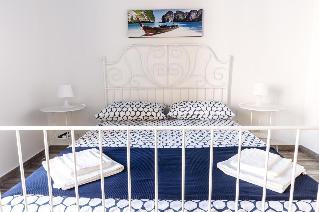 B&B Medusa Санта Флавия Екстериор снимка