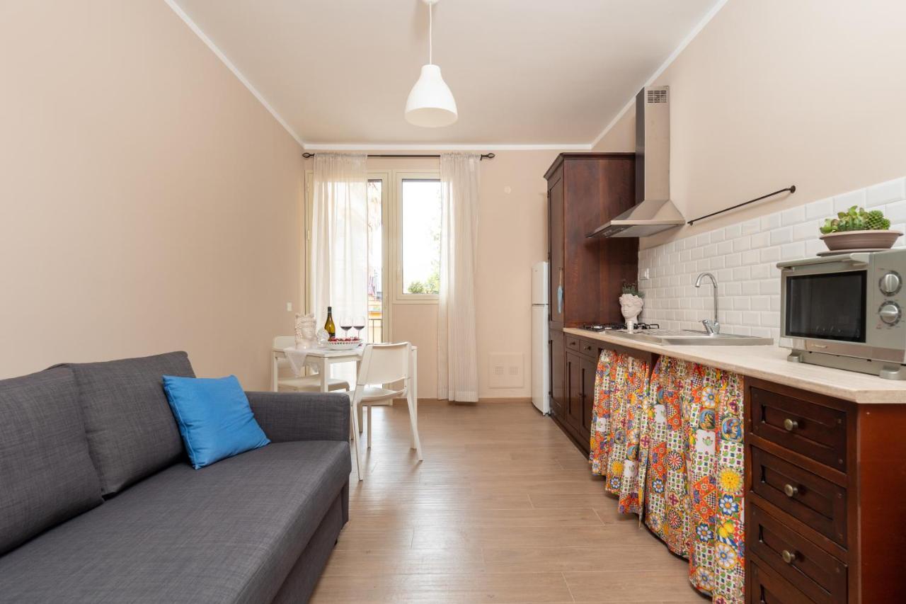 B&B Medusa Санта Флавия Екстериор снимка